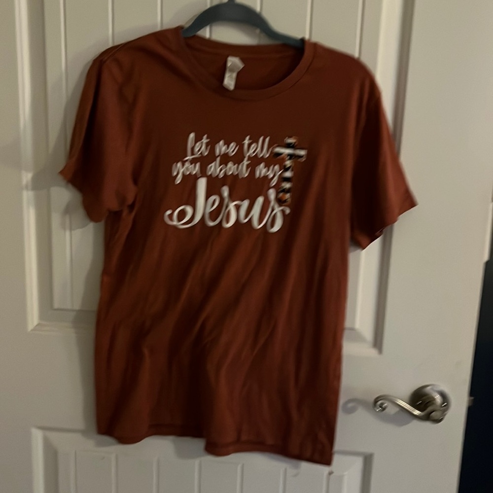 Christian t shirt Sz M